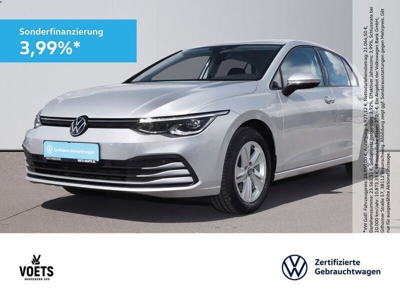 Silber Gebraucht 2023 VW Golf VIII Life Limousine | 21.680 € (Guter Preis) - Bild 1/4
