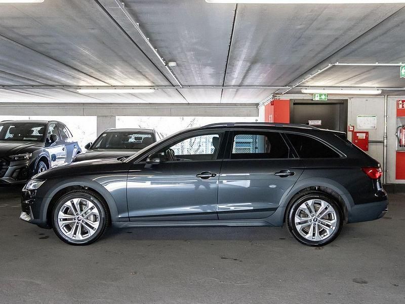 Gebraucht Audi A4 Allroad Ambiente 204 PS (150 kW) 2023 Manhattangrau metallic Kombi