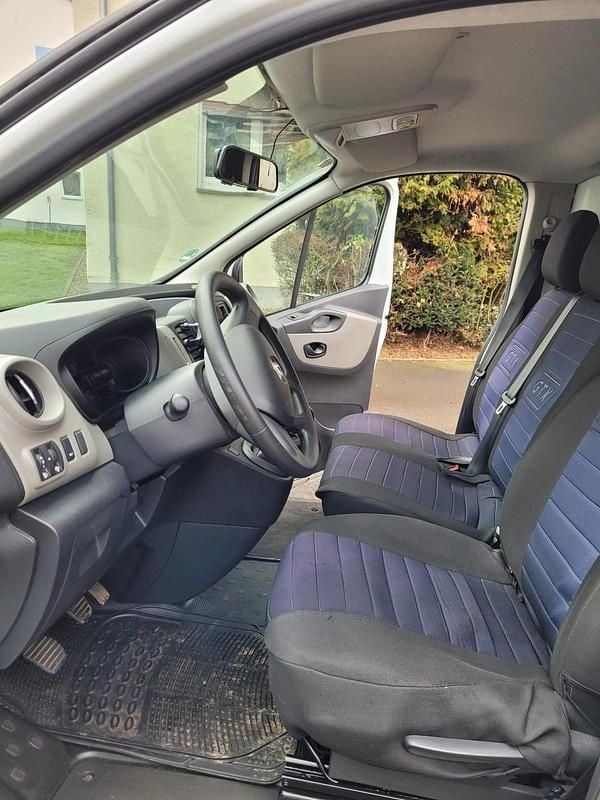 Gebraucht Renault Trafic 120 PS (88 kW) 2016 Weiß Van / Kleinbus