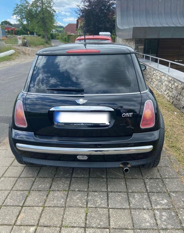 Schwarz Gebraucht 2004 Mini ONE Kleinwagen | 1.900 € (Fairer Preis) - Bild 1/4
