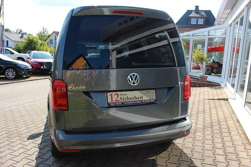 Gebraucht VW Caddy 102 PS (75 kW) 2018 Grau Van / Kleinbus