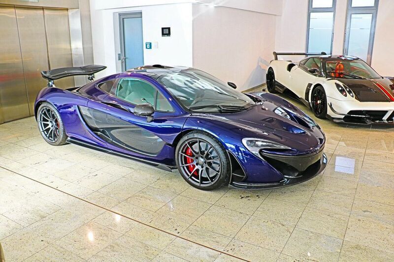 Blau Neu 2025 McLaren P1 | 1.606.500 € - Bild 1/4