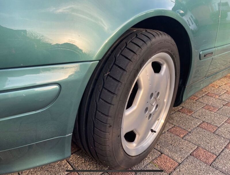 Gebraucht Mercedes CLK320 Avantgarde 218 PS (160 kW) 2000 Coupé