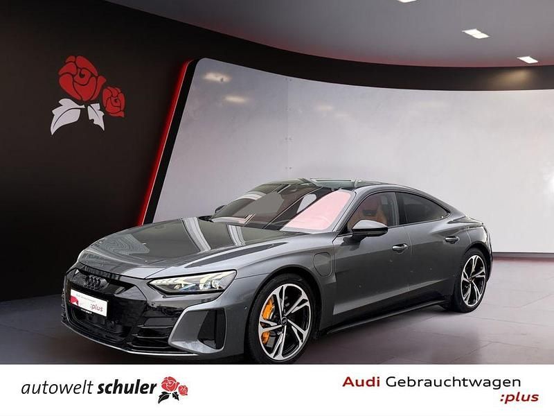 Daytonagrau perleffekt Gebraucht 2022 Audi e-tron GT quattro Ambiente Limousine | 71.000 € (Fairer Preis) - Bild 1/4