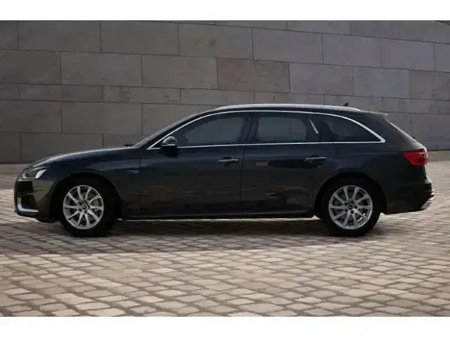 Gebraucht Audi A4 Advanced Plus 204 PS (150 kW) 2023 Schwarz Kombi
