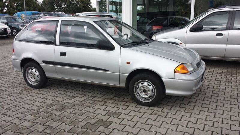 Silber Gebraucht 2001 Suzuki Swift Kleinwagen | 2.985 € (Etwas zu teuer) - Bild 1/4