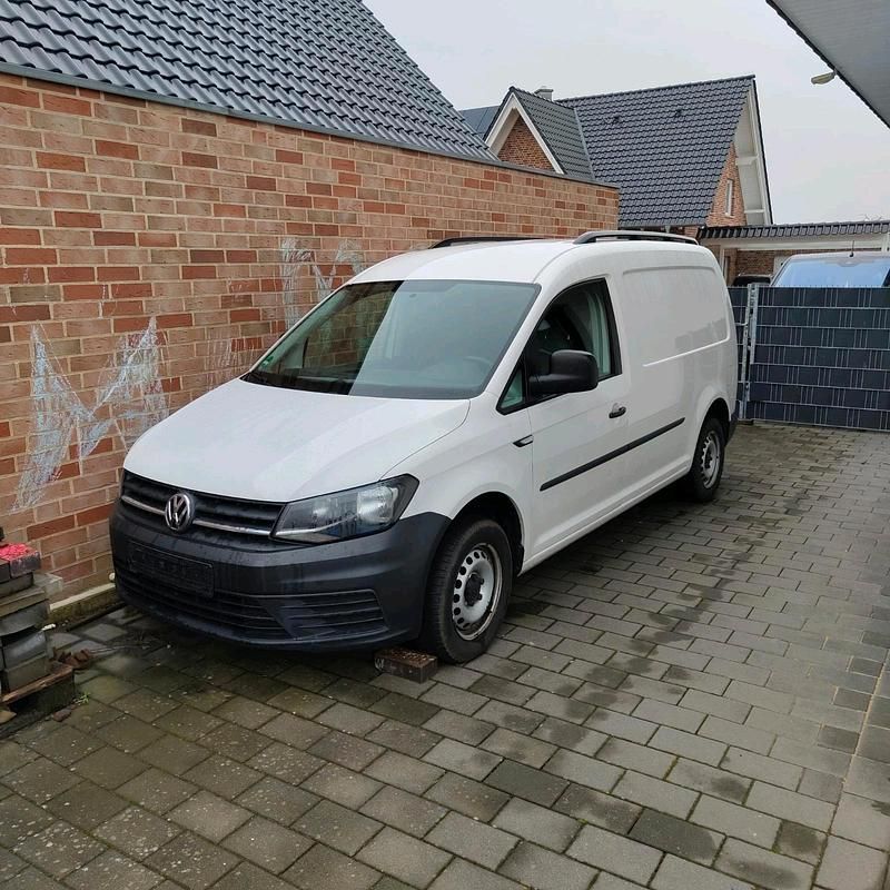 Gebraucht VW Caddy Maxi 102 PS (75 kW) 2018 Weiß Van / Kleinbus