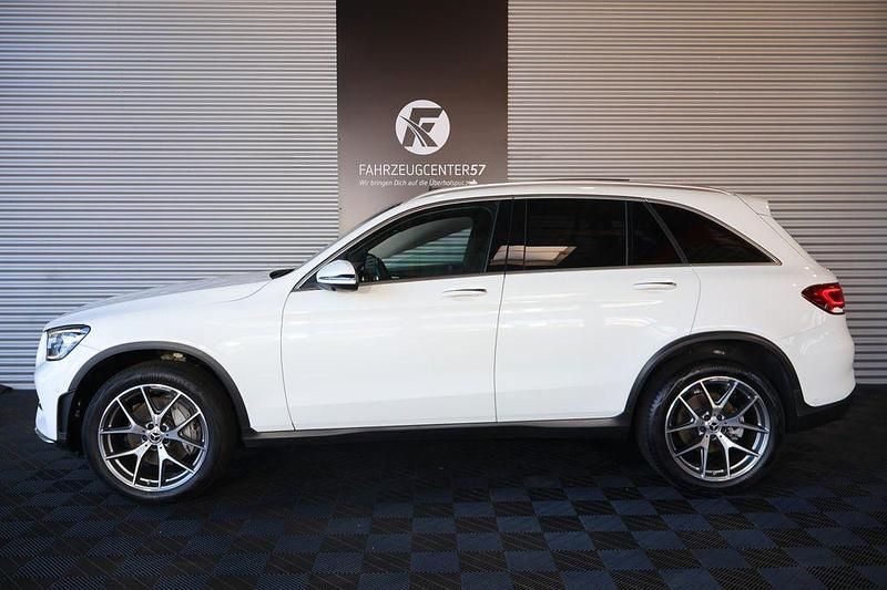 Gebraucht Mercedes GLC300 258 PS (189 kW) 2021 Weiß SUV