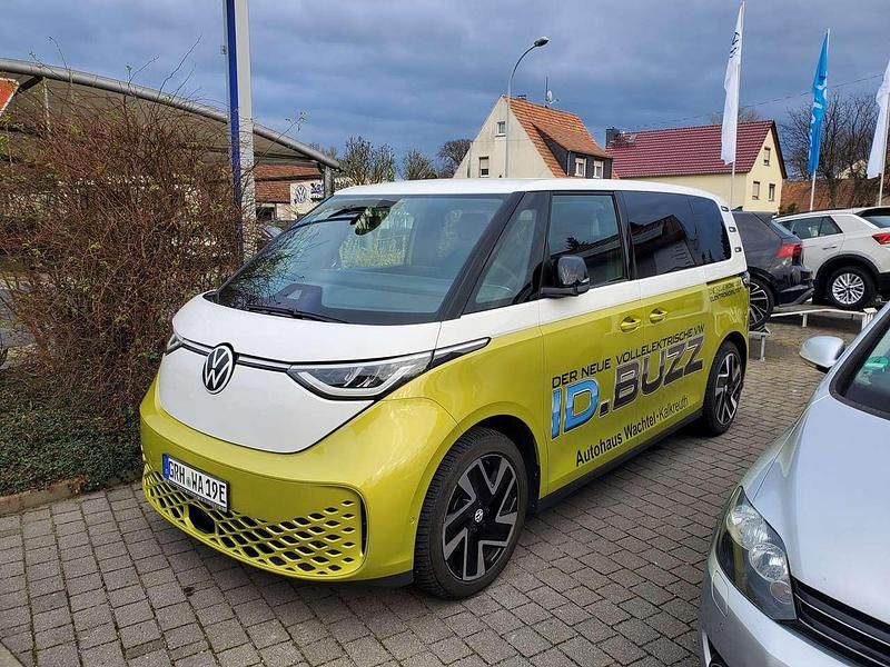 Candyweiß/limonengelb Gebraucht 2023 VW ID. Buzz Comfortline Van / Kleinbus | 48.290 € (Fairer Preis) - Bild 1/4