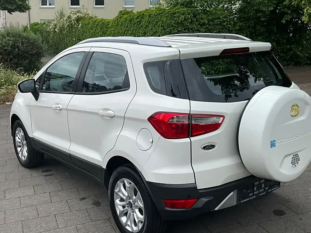 Gebraucht Ford Ecosport Titanium 125 PS (91 kW) 2015 Weiß SUV