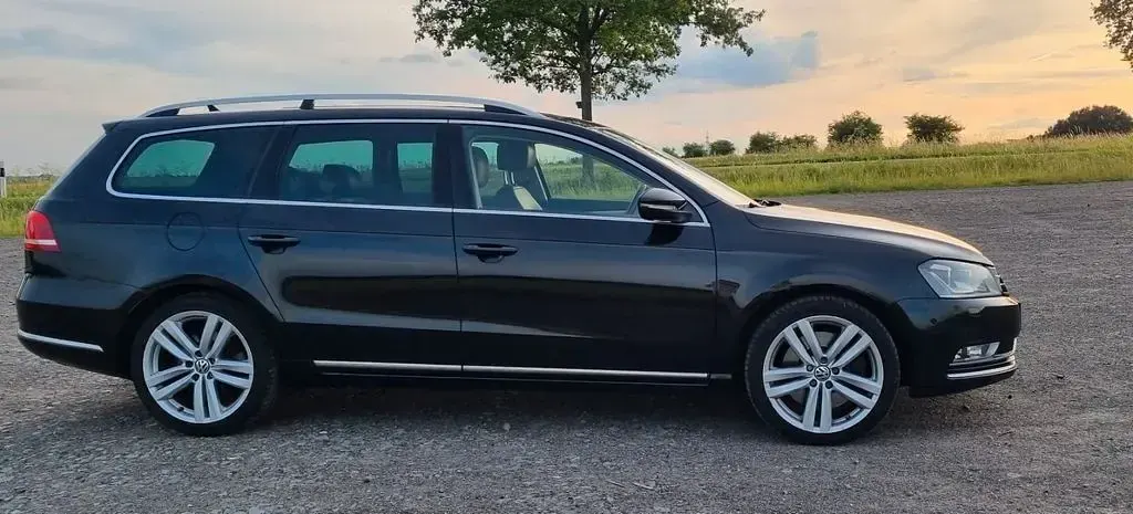 Gebraucht VW Passat Highline 299 PS (219 kW) 2011 Schwarz Kombi
