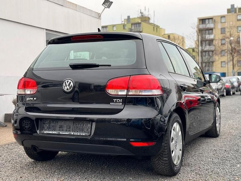Gebraucht VW Golf VI Trendline 105 PS (77 kW) 2010 Schwarz Kleinwagen