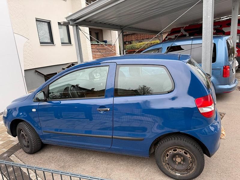 Usata VW Fox 54 CV (39 kW) 2008 Blu Utilitaria