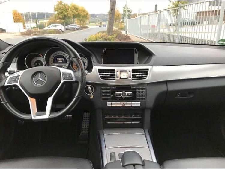 Gebraucht Mercedes E400 Avantgarde 333 PS (244 kW) 2014 Weiß Limousine