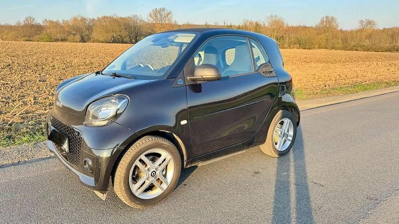 Gebraucht Smart ForTwo Coupé 60 kW (82 PS) 2020 Schwarz Coupé