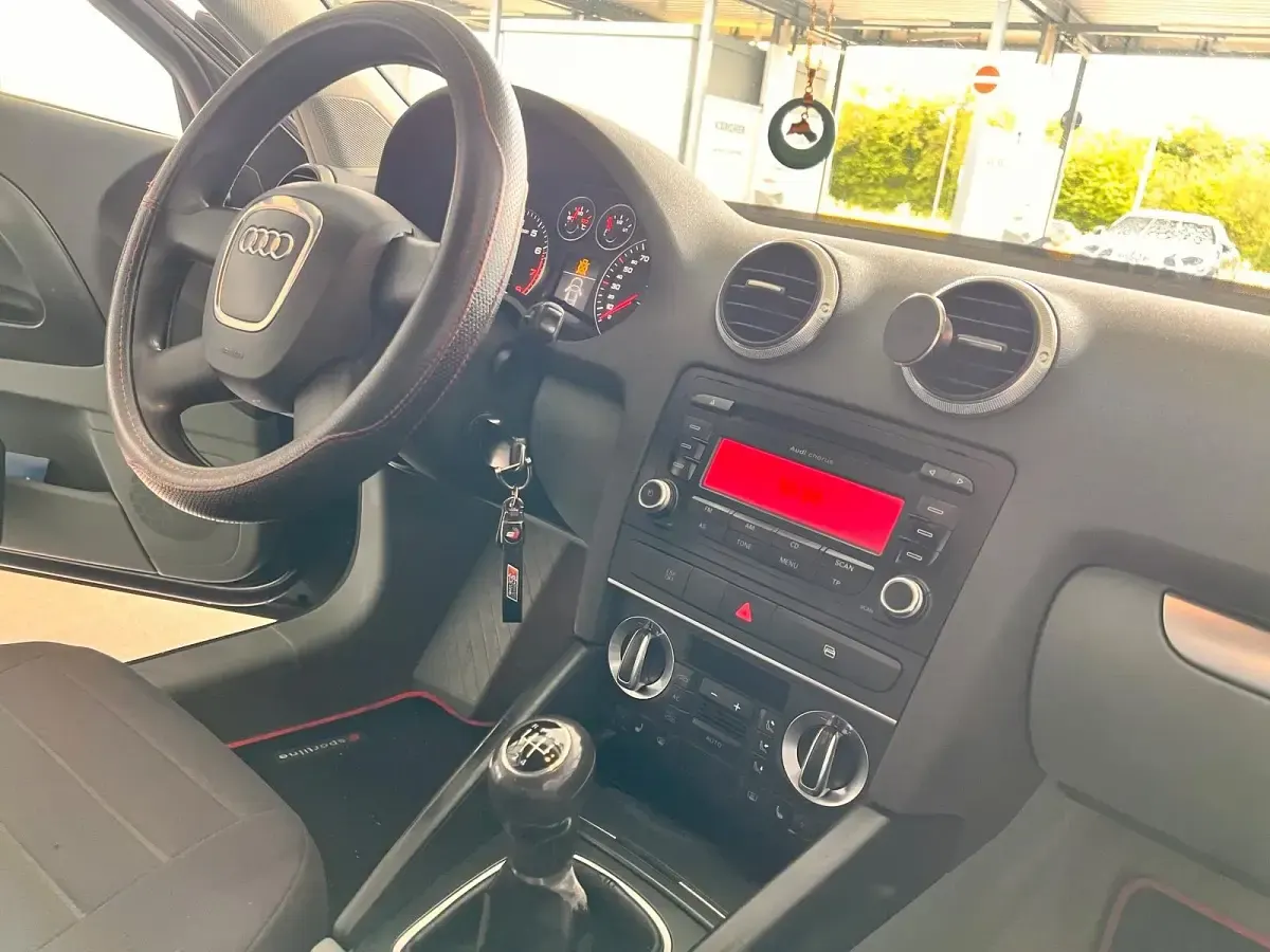 Gebraucht Audi A3 Sportback 102 PS (75 kW) 2008 Blau Kleinwagen