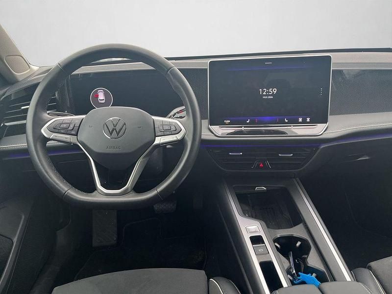 Gebraucht VW Passat Business 150 PS (110 kW) 2025 Grenadillschwarz metallic (metallic) Kombi