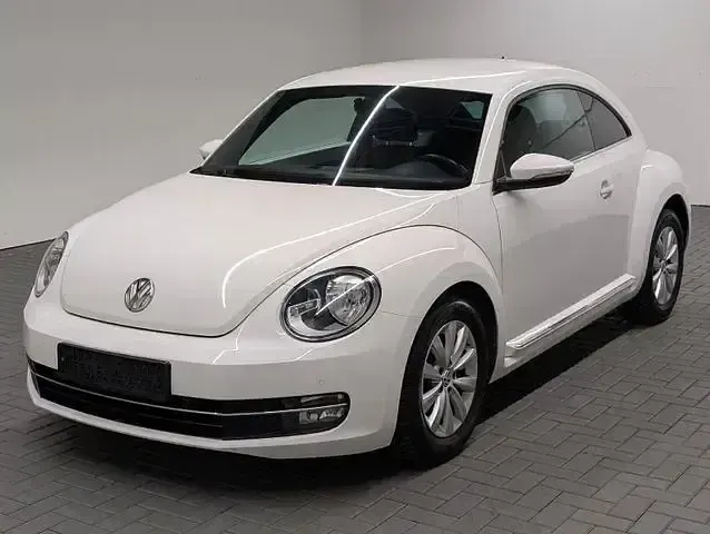 Gebraucht VW Beetle Design 105 PS (77 kW) 2012 Candyweiss Kleinwagen
