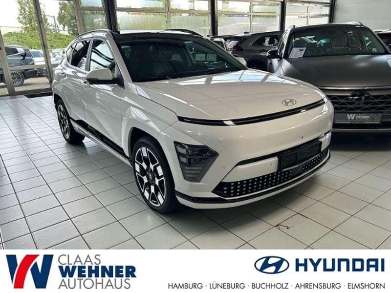 Weiss Gebraucht 2024 Hyundai Kona Prime SUV | 36.900 € (Fairer Preis) - Bild 1/4
