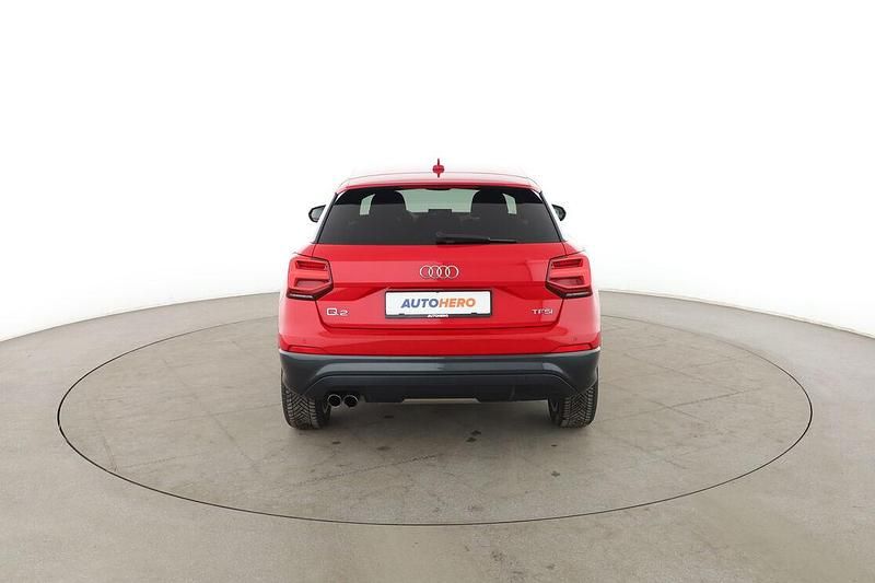 Gebraucht Audi Q2 Sport 150 PS (110 kW) 2019 Rot SUV