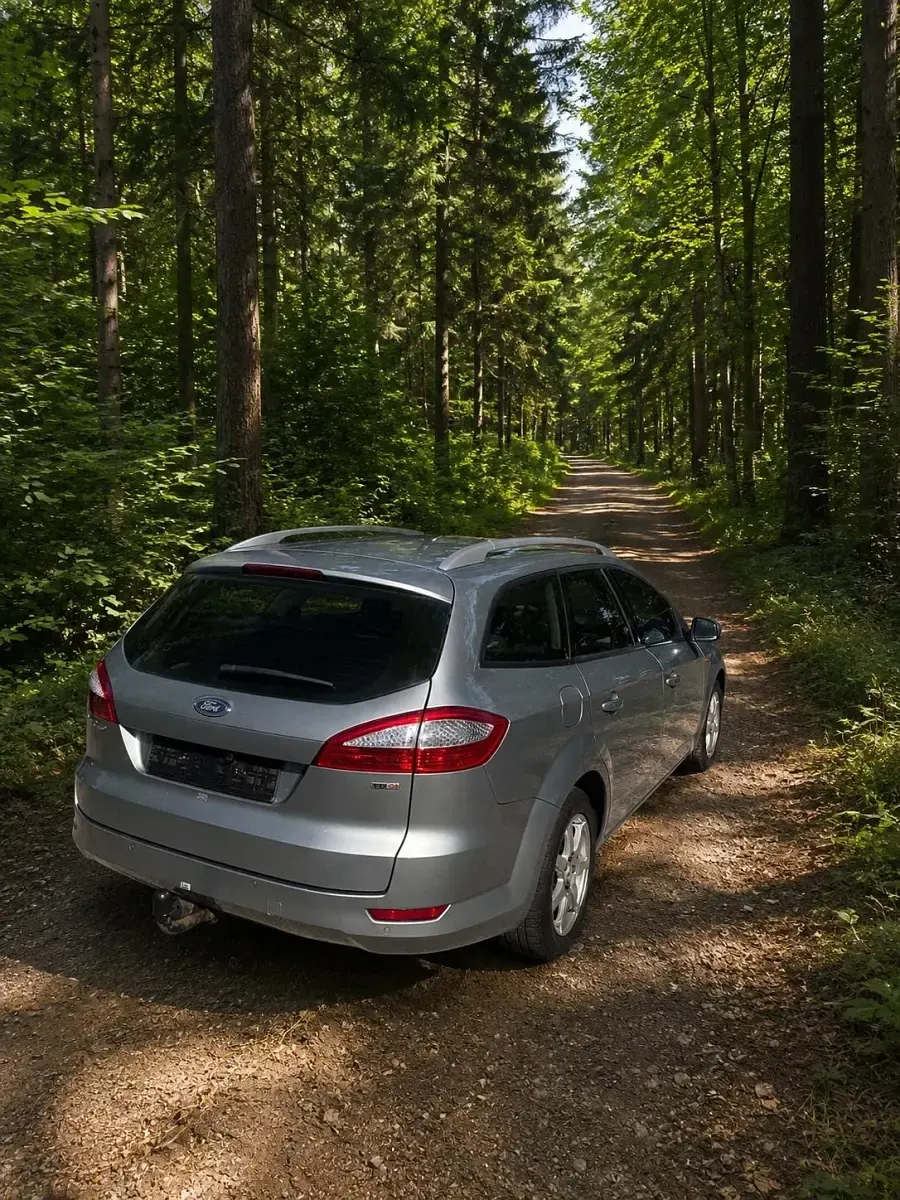 Gebraucht Ford Mondeo 140 PS (102 kW) 2009 Kombi