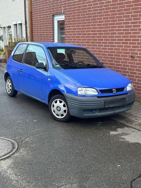 Blau Gebraucht 2000 Seat Arosa Kleinwagen | 650 € (Fairer Preis) - Bild 1/4