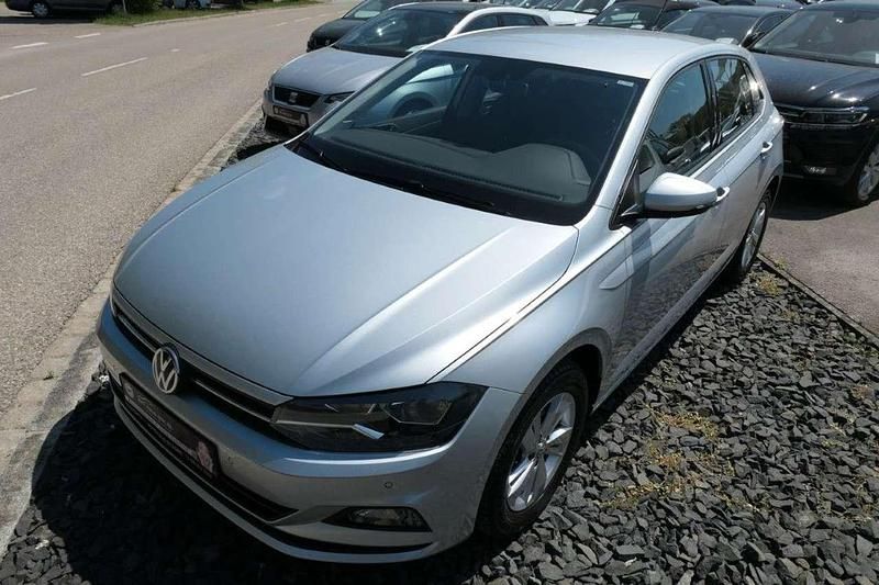 Second-hand VW Polo 95 CP (69 kW) 2019 Argintiu Hatchback