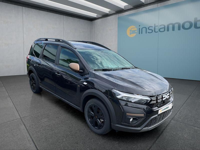 Neu Dacia Jogger Extreme 101 PS (74 kW) 2025 Schwarz Van / Kleinbus