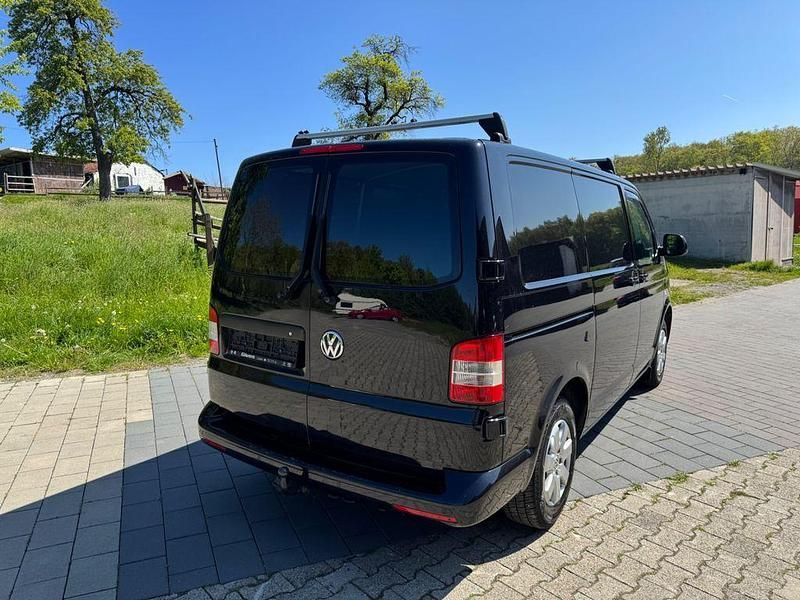 Second-hand VW Transporter 140 CP (102 kW) 2015 Negru Van