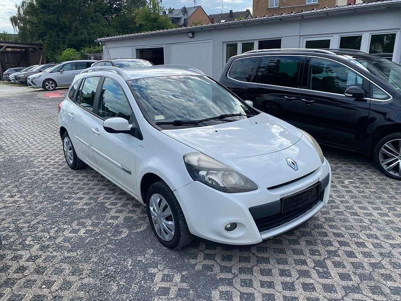Gletscherweiss Gebraucht 2012 Renault Clio GrandTour Authentique Kombi | 1.500 € (Fairer Preis) - Bild 1/4