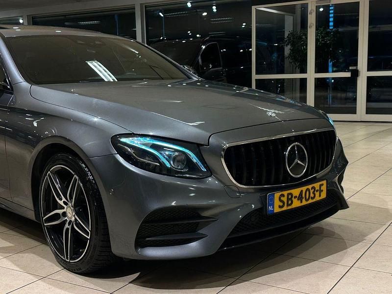 Gebraucht Mercedes E220 AMG 194 PS (142 kW) 2017 Grau Limousine