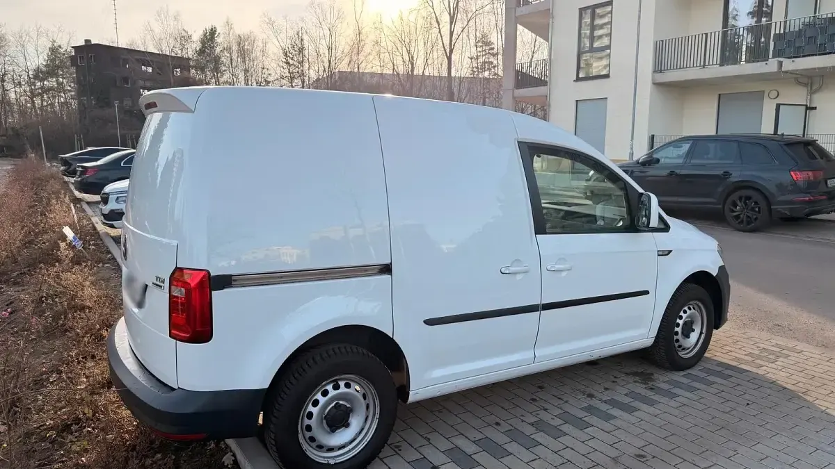 Gebraucht VW Caddy 102 PS (75 kW) 2016 Weiß Van / Kleinbus