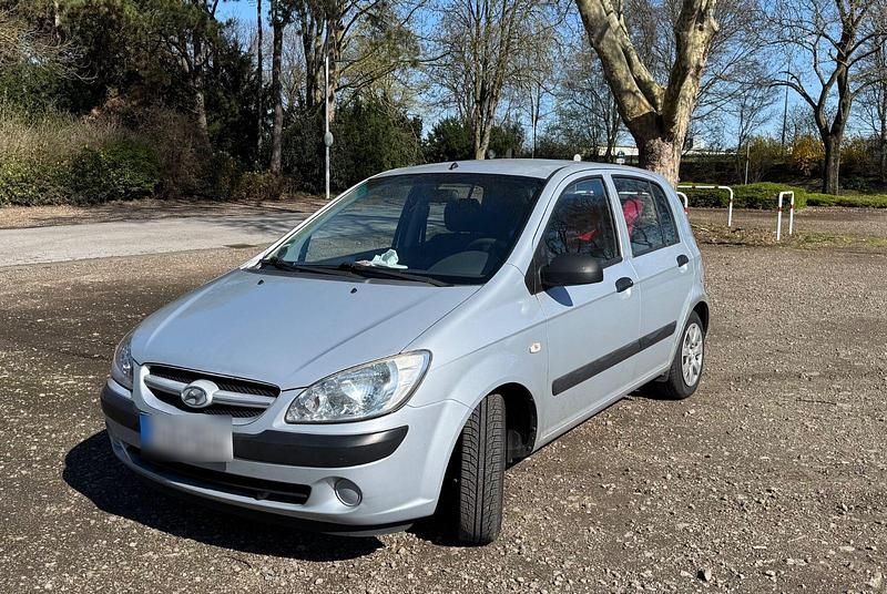 Gebraucht Hyundai Getz 67 PS (49 kW) 2008 Silber Kleinwagen