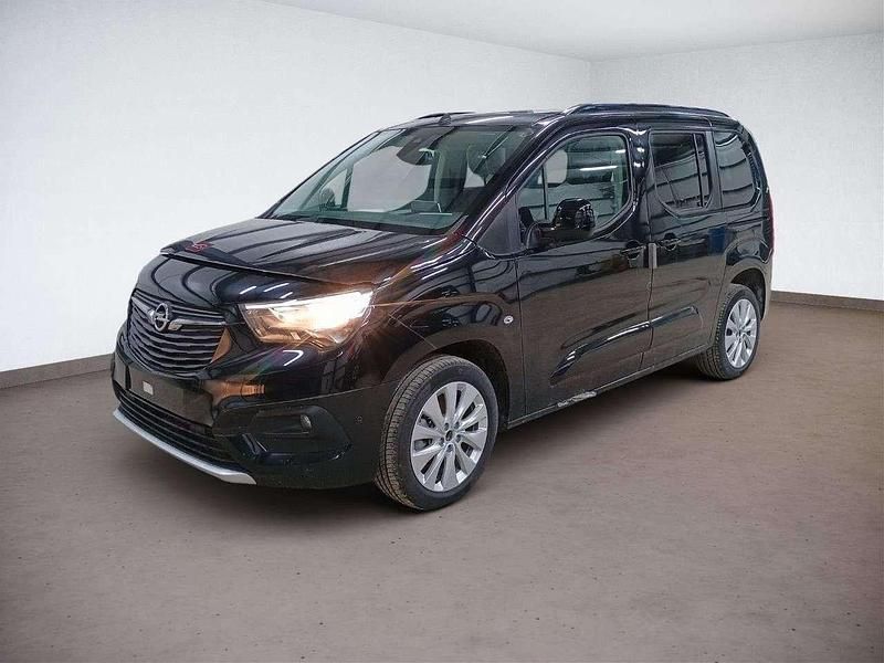 Schwarz Gebraucht 2024 Opel Combo-e Life Ultimate Van / Kleinbus | 27.490 € (Fairer Preis) - Bild 1/3