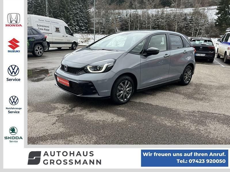 Gebraucht Honda Jazz Advance 122 PS (89 kW) 2024 Urban grey p. / grau/gelb Kleinwagen