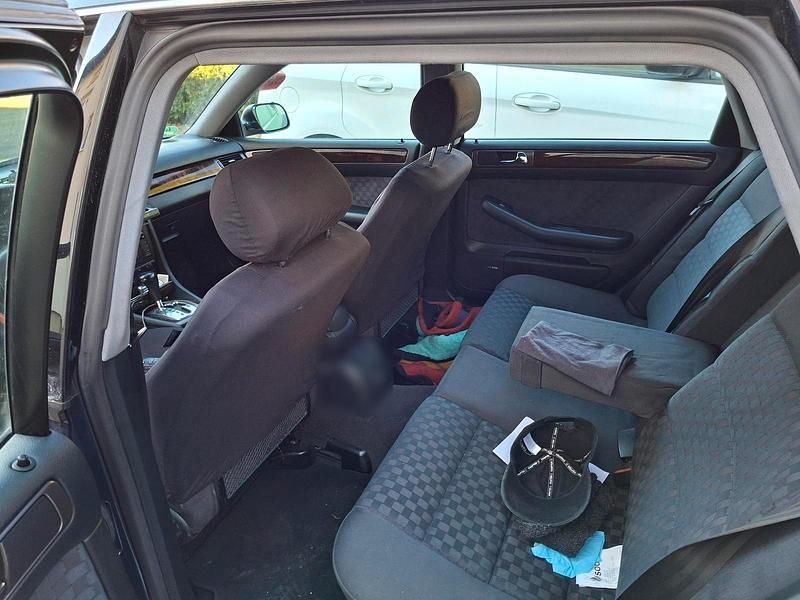 Gebraucht Audi A6 132 PS (97 kW) 2000 Blau Kombi