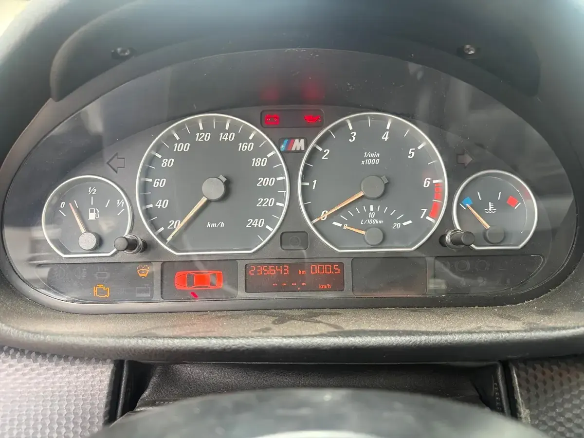 Gebraucht BMW 323 170 PS (125 kW) 1999 Silber Coupé