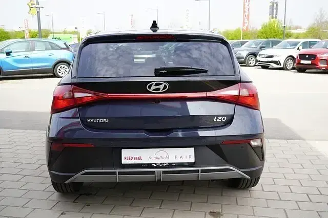 Neu Hyundai i20 79 PS (58 kW) 2025 Grau Kleinwagen