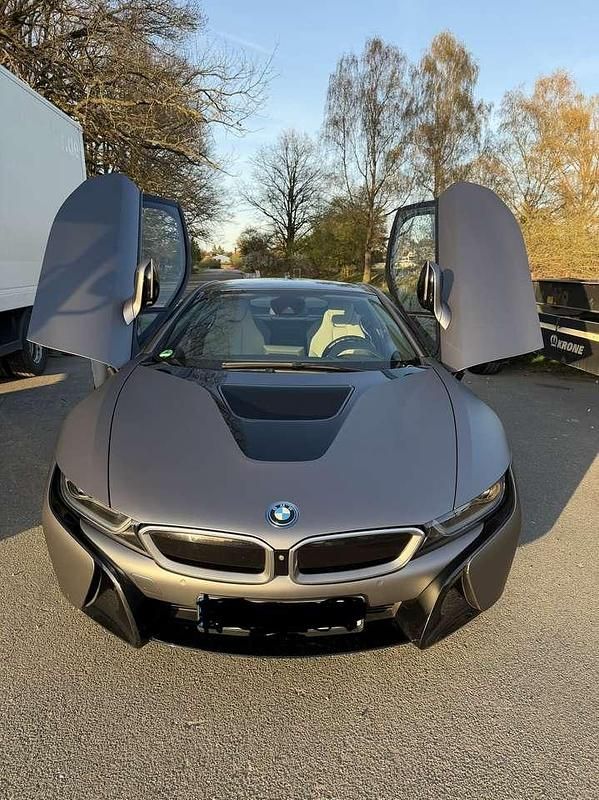 Second-hand BMW i8 362 CP (266 kW) 2018 Coupe