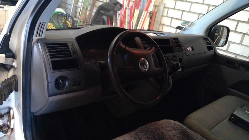 Second-hand VW Transporter 88 CP (64 kW) 2007 Bej Van