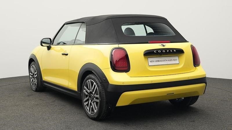 Gebraucht Mini Cooper Cabriolet 163 PS (119 kW) 2025 Sunny side yellow Cabrio
