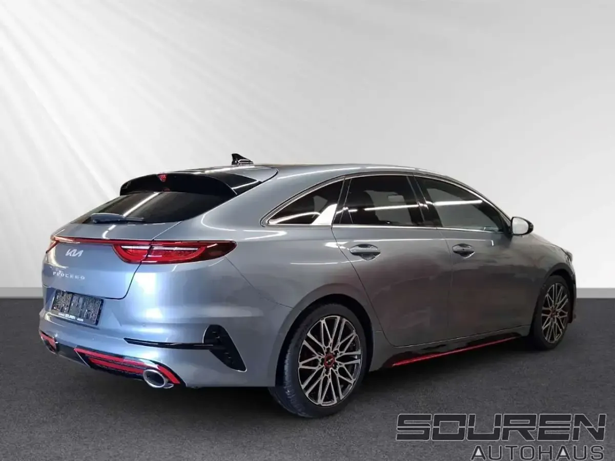 Gebraucht Kia ProCeed Comfort 204 PS (150 kW) 2023 Grau Kombi