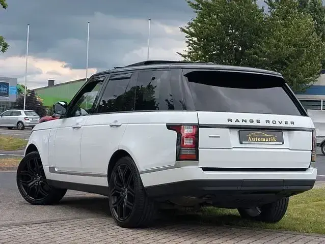 Gebraucht Land Rover Range Rover Autobiography 340 PS (250 kW) 2014 Weiss (metallic) SUV