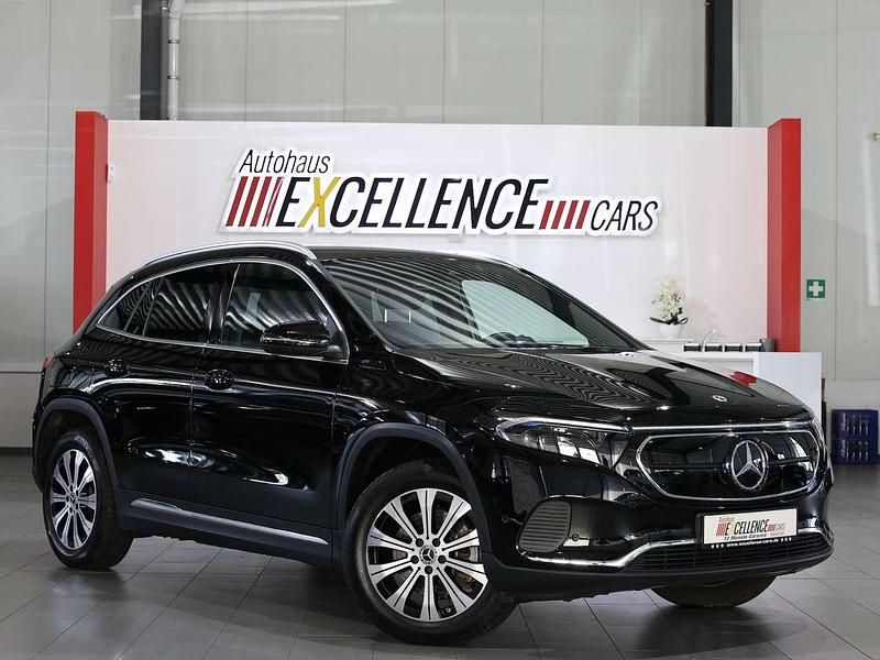 Gebraucht Mercedes EQA250 Progressive 139 kW (190 PS) 2022 Schwarz SUV