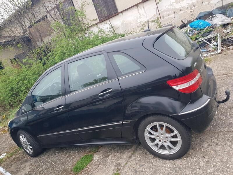 Schwarz Gebraucht 2005 Mercedes B170 Van / Kleinbus | 2.500 € (Guter Preis) - Bild 1/4