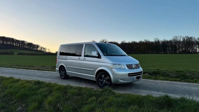 Second-hand VW T5 174 CP (127 kW) 2007 Argintiu Van