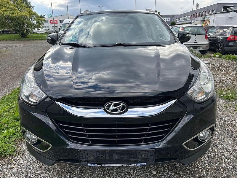 Schwarz Gebraucht 2012 Hyundai ix35 Premium SUV | 5.990 € (Guter Preis) - Bild 1/4