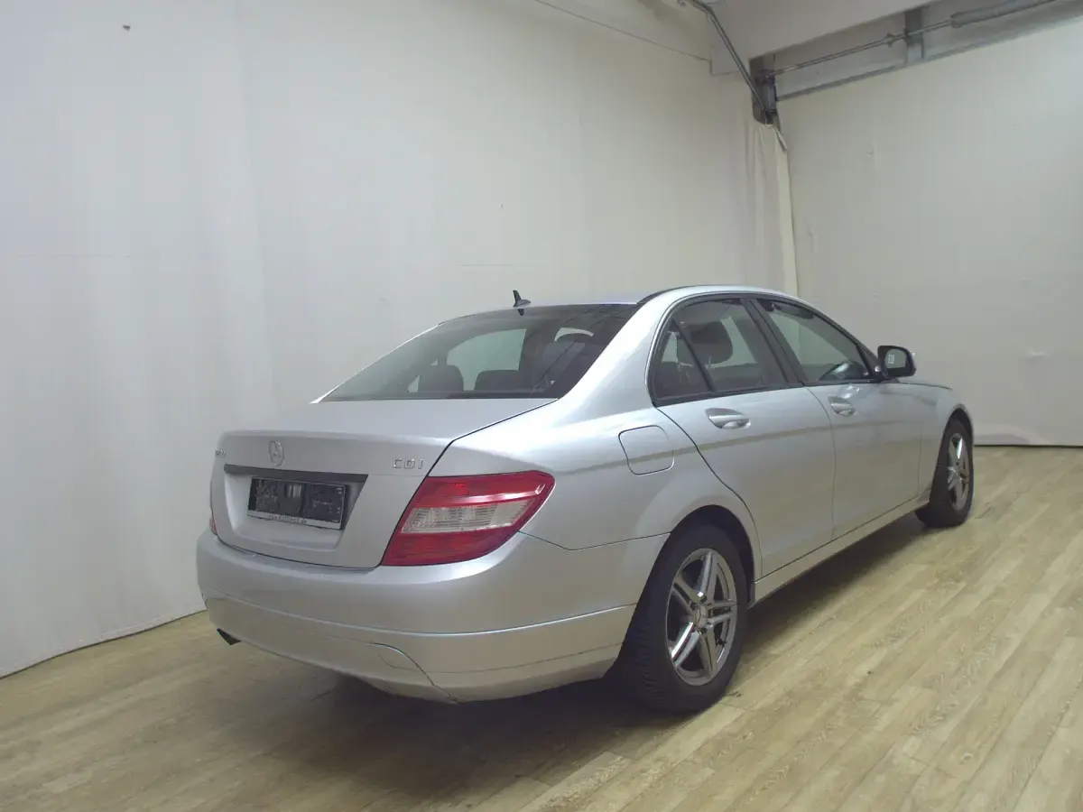 Gebraucht Mercedes C200 136 PS (100 kW) 2008 Silber Limousine