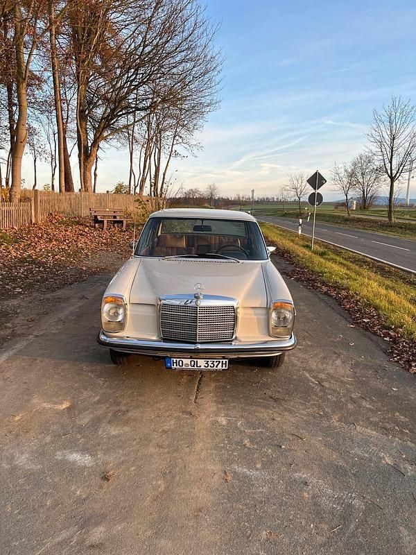 Gebraucht Mercedes W114 95 PS (69 kW) 1972 Limousine