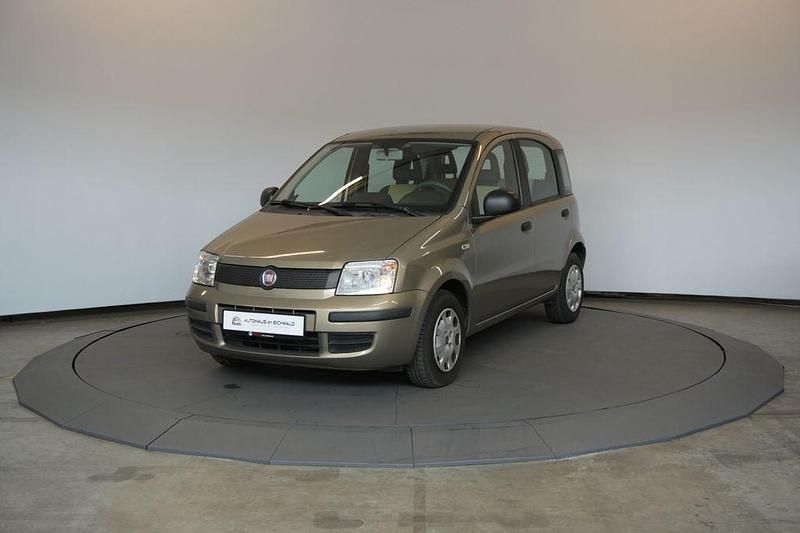Braun Gebraucht 2011 Fiat Panda Kleinwagen | 2.990 € (Fairer Preis) - Bild 1/4
